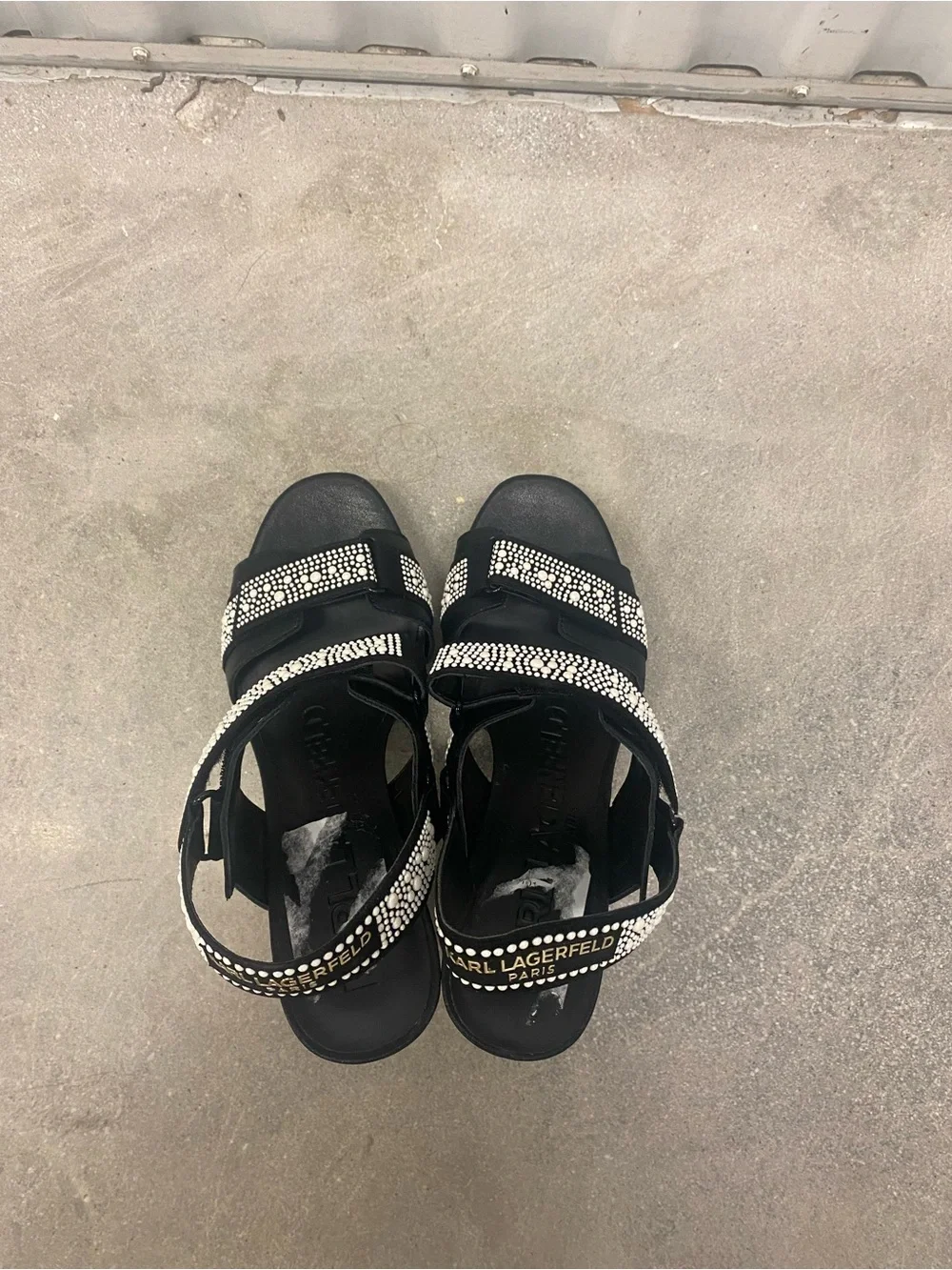 NEW Karl Lagerfeld Black Embellished Platform Heels with Studded Pearl, Size 9